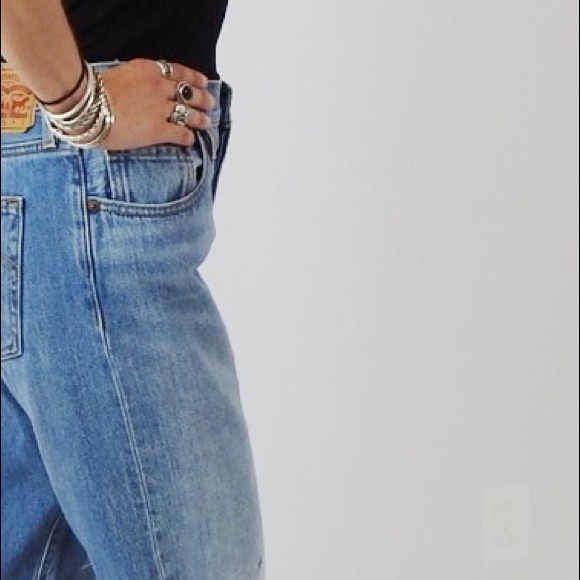 Vtg Levi's Distressed 501 Button Fly Jeans 28-30 w - Picture 3 of 5